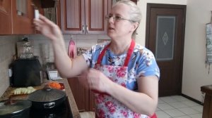 На обед сегодня: мясо с овощами, картошечка, творожная запеканка👍Навела порядок в лекарствах!