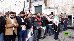 دمشق تحتفل بالذكرى الـ15 للثورة السورية في مسيرة حاشدة