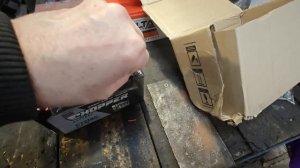 Новый АКБ 10а/ч.для скутера ХОРС56.Установка.