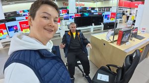 Едем выбирать мне ДОРОГОЙ ПОДАРОК! Вован придумал что он хочет на ГОДОВЩИНУ! ЦЕНЫ ШОКИРУЮТ! Влог