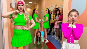 СТАРШИЕ ПРОУЧИЛИ МЛАДШИХ!!! БАСКЕТБОЛИСТ ПРОТИВ БЕЙСБОЛИСТА! НОВАЯ ПАРА В КАМПУСЕ