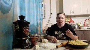 ПОМОЩНИКИ СЕЮТ🍅СТРЯПАЕМ ПИРОЖКИ.