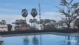 ТАЙЛАНД. ПАТТАЙЯ. ОТЕЛЬ "ДЖОМТЬЕН ТАНИ" . БАССЕЙНЫ