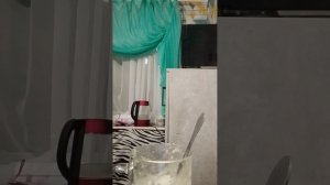 готовим кексик в кружке