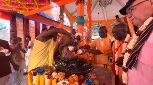 Установка отпечатков стоп Господа Чайтаньи в Аградвипе. Сафари с Е.С. Джаяпатакой Свами [06.03.2026]