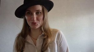 Обзор головных уборов на весну