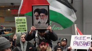 Тысячи людей по всему миру выходят в эти дни на акции против войны на Ближнем Востоке.