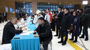 Референдум по новой Конституции начался в Казахстане