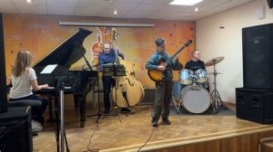 On the sunny side of the street - Кирилл Вечерко