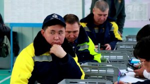 Казахстан голосует на референдуме по поправкам к Конституции.