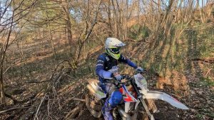 Beta 300 RR, Husqvarna TE 300, Kews YBS 300. Первый выезд после зимы.
