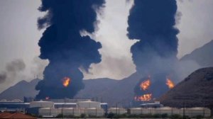 🇺🇸 Американские объекты в Ираке атакованы ракетами и дронами

Логистический центр посольства США в