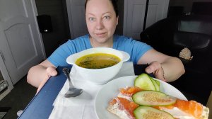 Мукбанг Суп из свежевыловленного лосося!