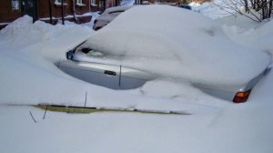 Весёленький день - снег валил, потом стало солнечно)