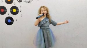 Елизавета Кислицына кавер МакSим " Зима"