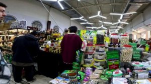 Казань. Дождливая погода. Пообедали на рынке.