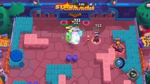 играю в Бравл Старс.