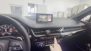 Работа выезжающей камеры заднего вида 360 на AUDI SQ7 4M. Теперь омыватель не нужен! Видео 2