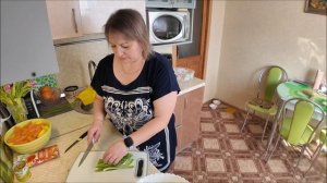 Я влюбилась в этот салат с соленой селедкой // Курица с картошкой в духовке