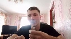 Почему электро бритва гладит но не бреет?