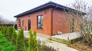 Как купить новый дом с отделкой в городе на юге Краснодарского края?