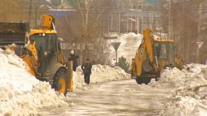 Борьба со «снежной кашей»: как «Серовавтодор» справляется с весенними проблемами на дорогах