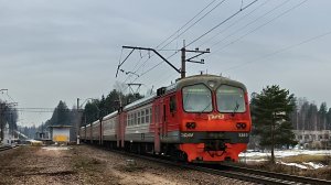 ЭД4М 0369 сообщением Сосново - Санкт-Петербург Финляндский, прибывает на пл. Кавголово