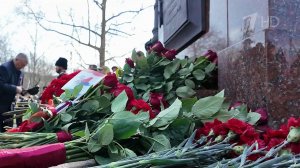 В Крыму и Севастополе празднуют годовщину референдума о воссоединении с Россией.