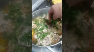 Голубцы из баклажана жареный картофель и курица.на ифтар