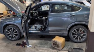 Geely Tugella - вода в салоне и повреждение электропроводки - Автотехцентр SoundSpeed