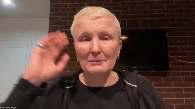 Почему в кризис, когда нужна поддержка, муж запил а у мамы участились истерики.