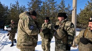 Настоящие казачки, на страже отечества