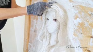 Барельеф / Горельеф / Девушка