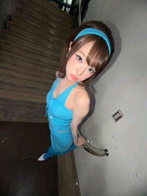 раскрашиваем футболку:3