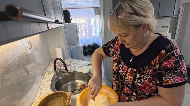 Капец какая работящая