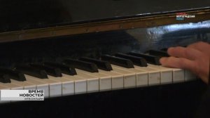 В Волгограде в клубе пожилых людей «Родник» поздравили прекрасных дам