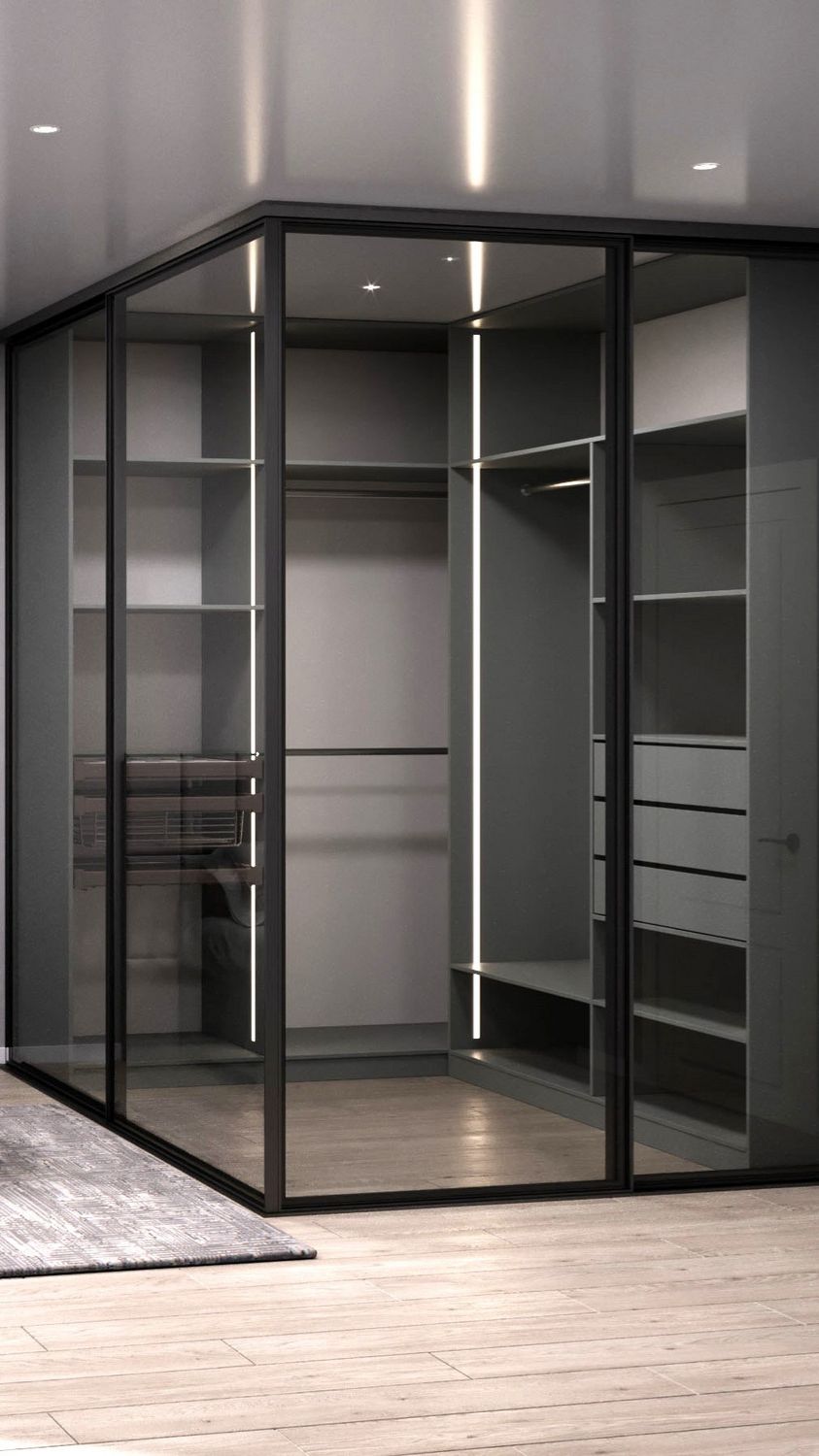 Мира - встроенная угловая гардеробная в спальне, со стеклянными дверями и подсветкой, на заказ