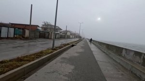 Бердянск. Зупинка,едальня. Европейский курорт