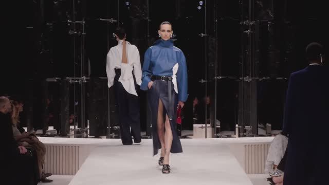 Показ женской коллекции Givenchy осень-зима 2026-2027