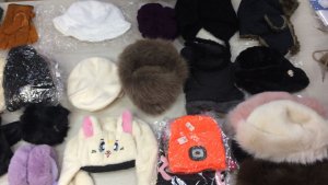 сти341. Головные уборы новые