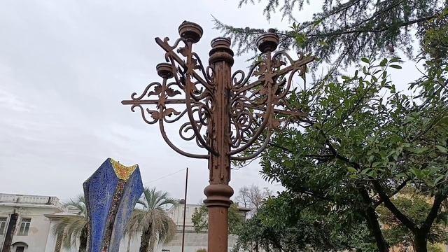 73) На зиму в Абхазию-4. Заброшки-Разрушки, часть 2. Сквер возле кинотеатра