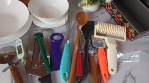 "Мои помощники на кухне: от гаджетов до посуды".