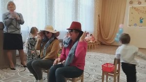 СОБИРАЕМ МАМУ В ТЕАТР. Игра.