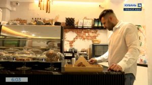 Жители Краснодара рассказали, как часто оставляют чаевые за услуги