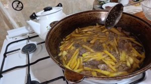 Домашний плов из дешёвого риса Нукус без зиры и нухата.Варит сестра Мира.Влог#266