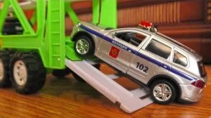 МУЛЬТИК ДЛЯ ДЕТЕЙ.  ДЕТСКИЙ АВТОВОЗ И ПОЛИЦЕЙСКИЕ МАШИНКИ. МАШИНКИ ДЛЯ МАЛЬЧИКОВ.