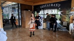 Грузинские танцы в ресторане