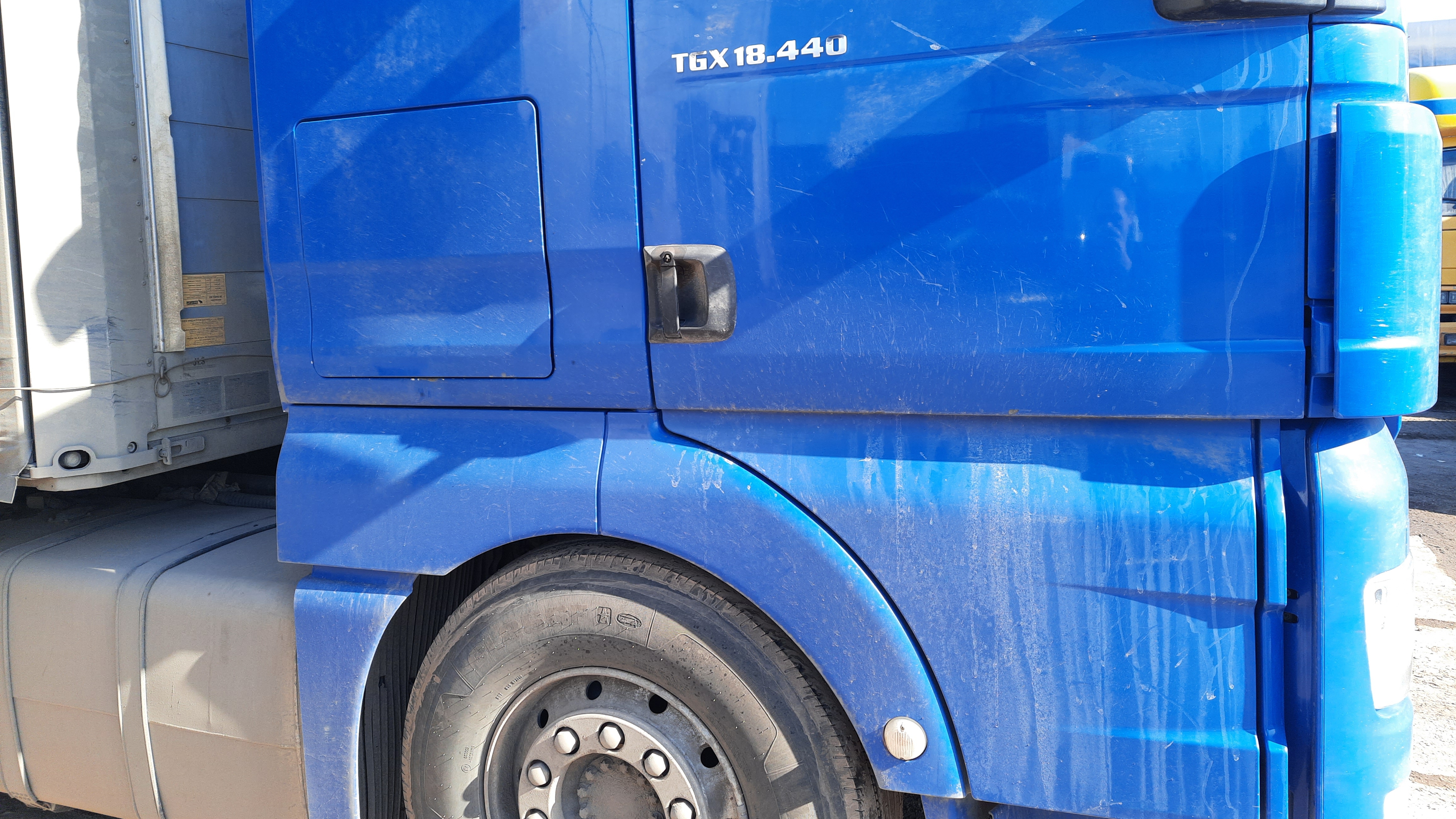 Почему сырит ступица ведущей оси MAN TGX