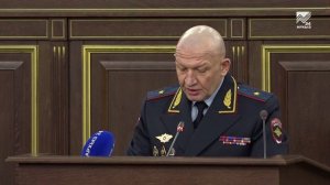 Глава КЧР Рашид Темрезов принял участие во внеочередной сессии Народного собрания