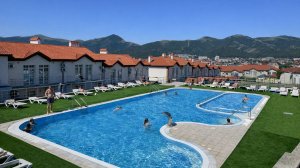 🏡 №170 Сдаётся посуточно таунхаус с видом на горы, террасой и бассейном – Геленджик Кабардинка